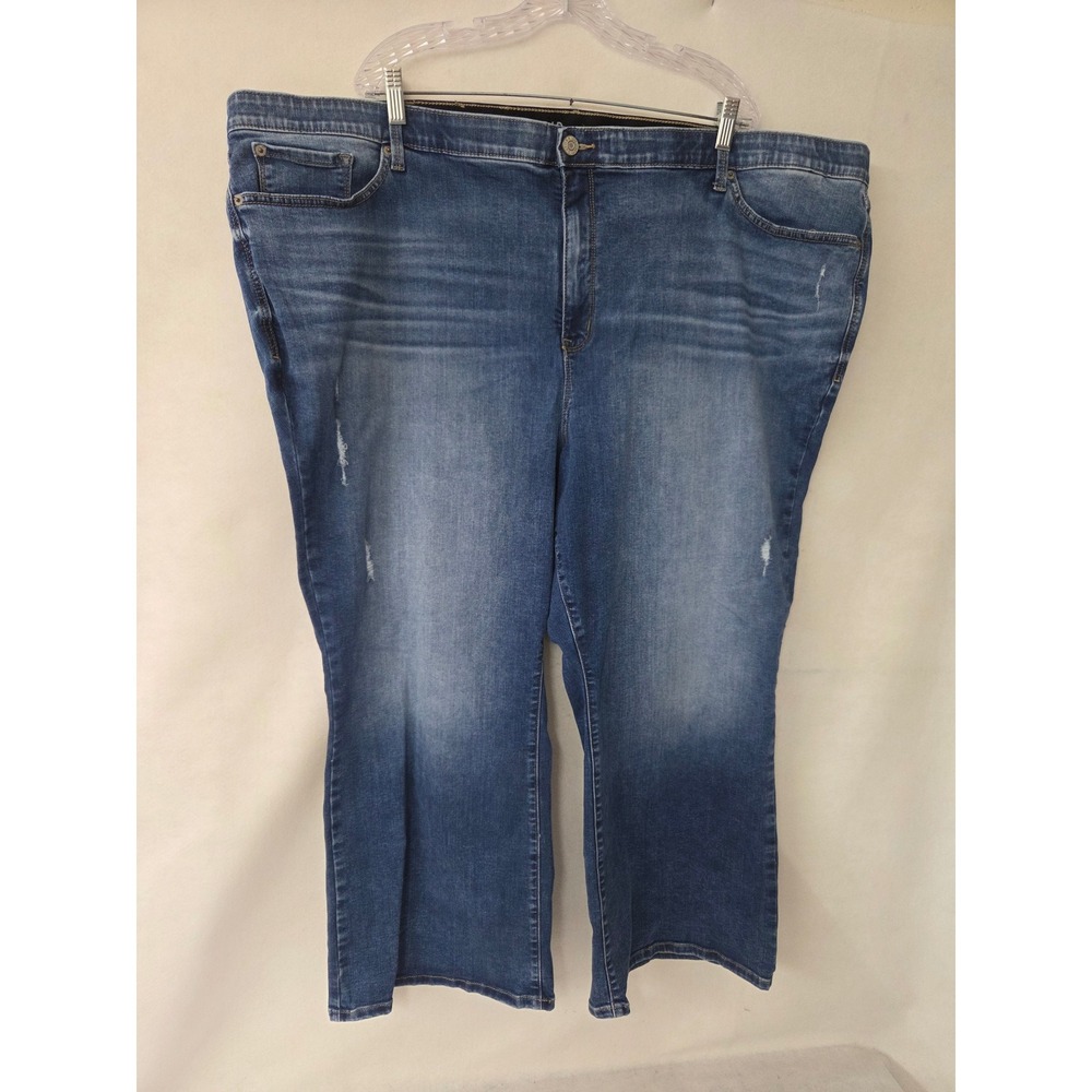 Torrid Sky High Kick Boot Super Soft Stretch Medium Wash Distressed Jeans 30
